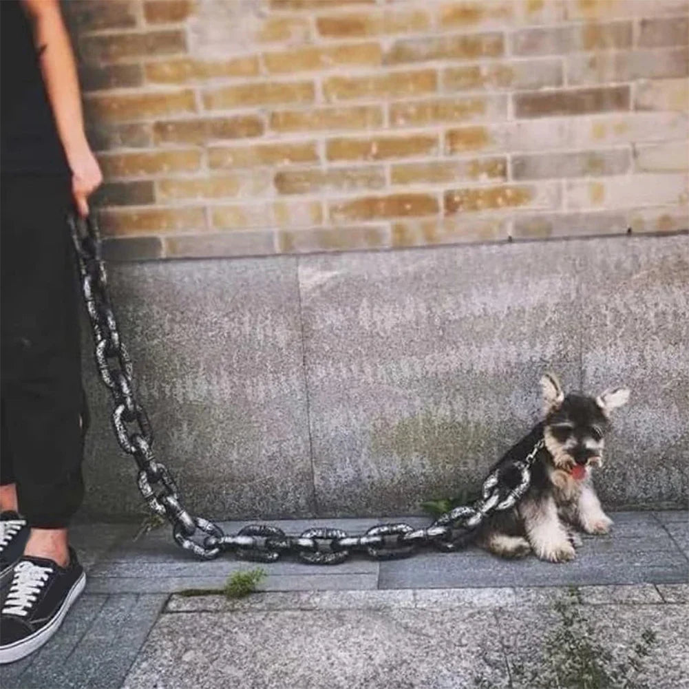 1.5M Novelty Plastic Simulation Chain Dog Leash - Ideal for Pets and Halloween Props